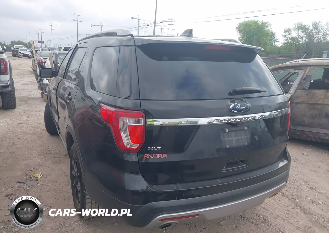 2017 Ford Explorer Xlt VIN:1FM5K7D84HGD14239 - 3