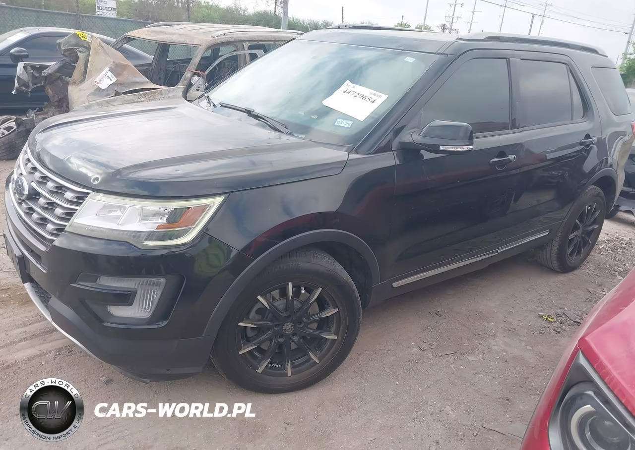 2017 Ford Explorer Xlt VIN:1FM5K7D84HGD14239 - 6