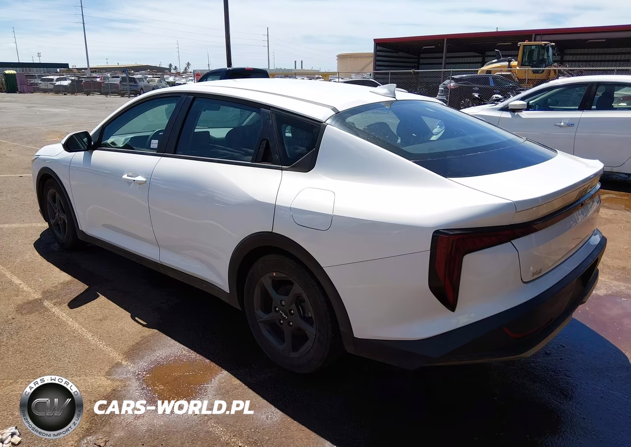 2025 Kia K4 Lxs VIN:3KPFT4DE8SE084092 - 3