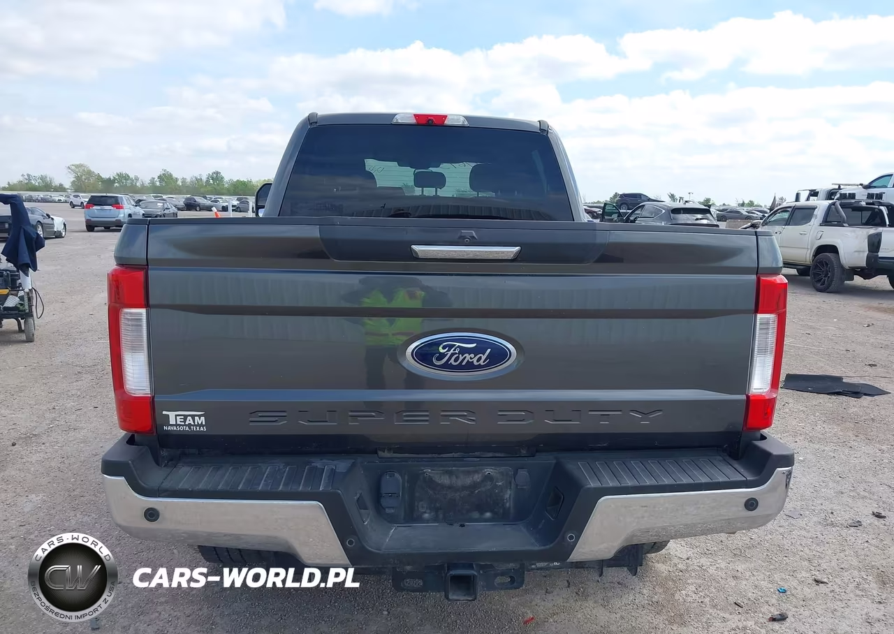 2019 Ford F-250 Xlt VIN:1FT7W2BTXKEC77566 - 17