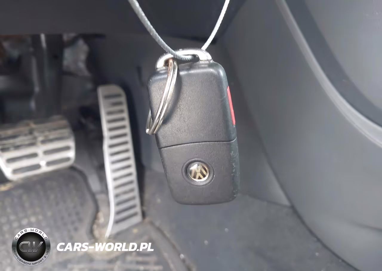 2012 Volkswagen Beetle 2.0T Turbo VIN:3VWV87AT0CM627165 - 11