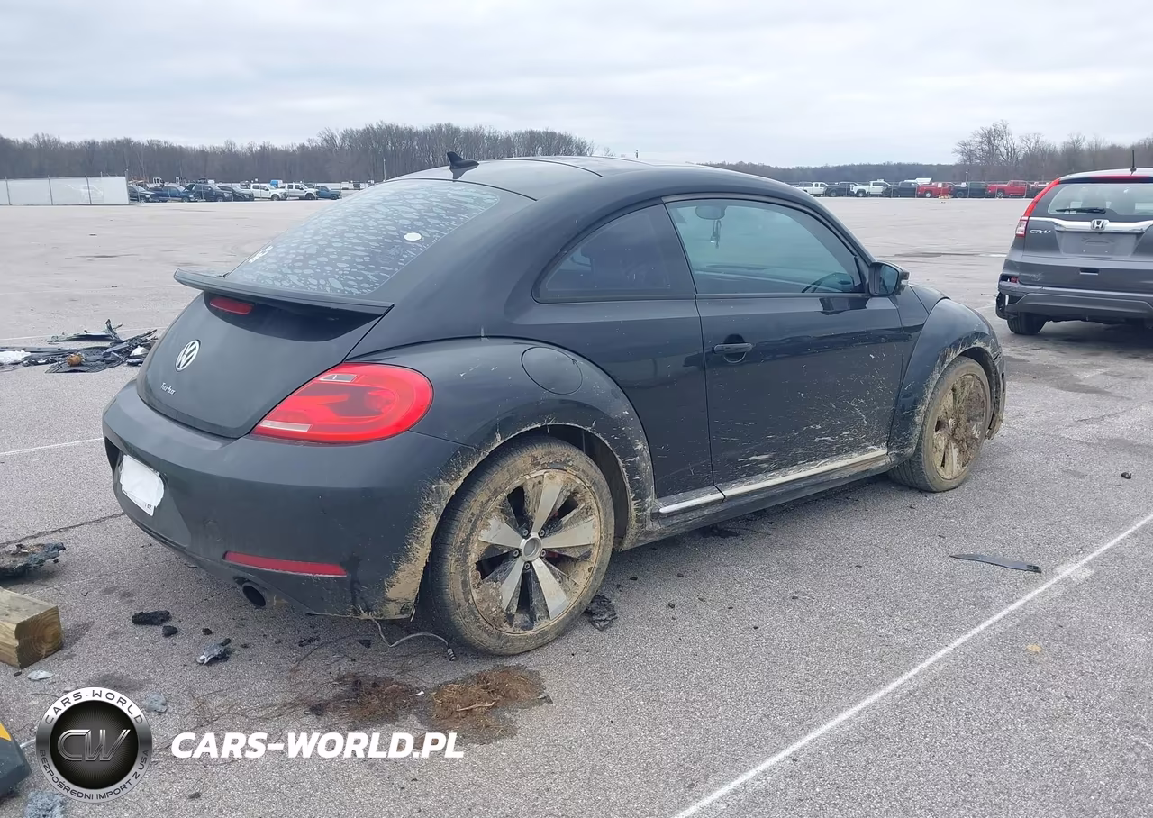 2012 Volkswagen Beetle 2.0T Turbo VIN:3VWV87AT0CM627165 - 4