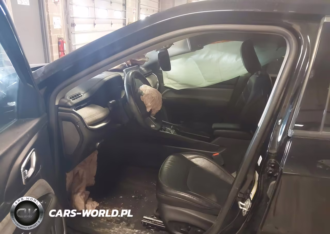 2022 Jeep Compass Latitude Lux 4X4 VIN:3C4NJDFB5NT128280 - 5