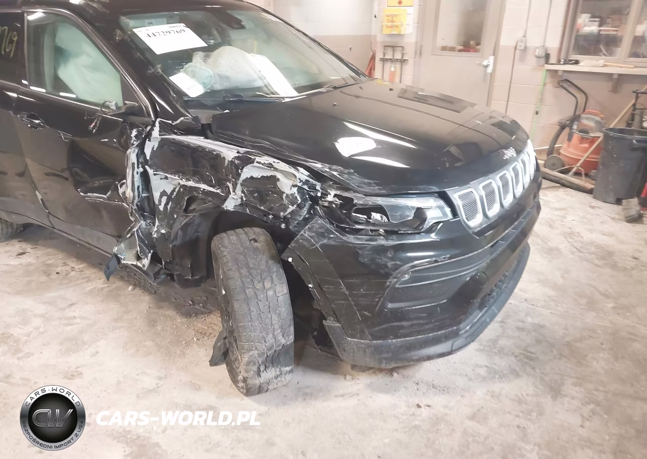 2022 Jeep Compass Latitude Lux 4X4 VIN:3C4NJDFB5NT128280 - 6