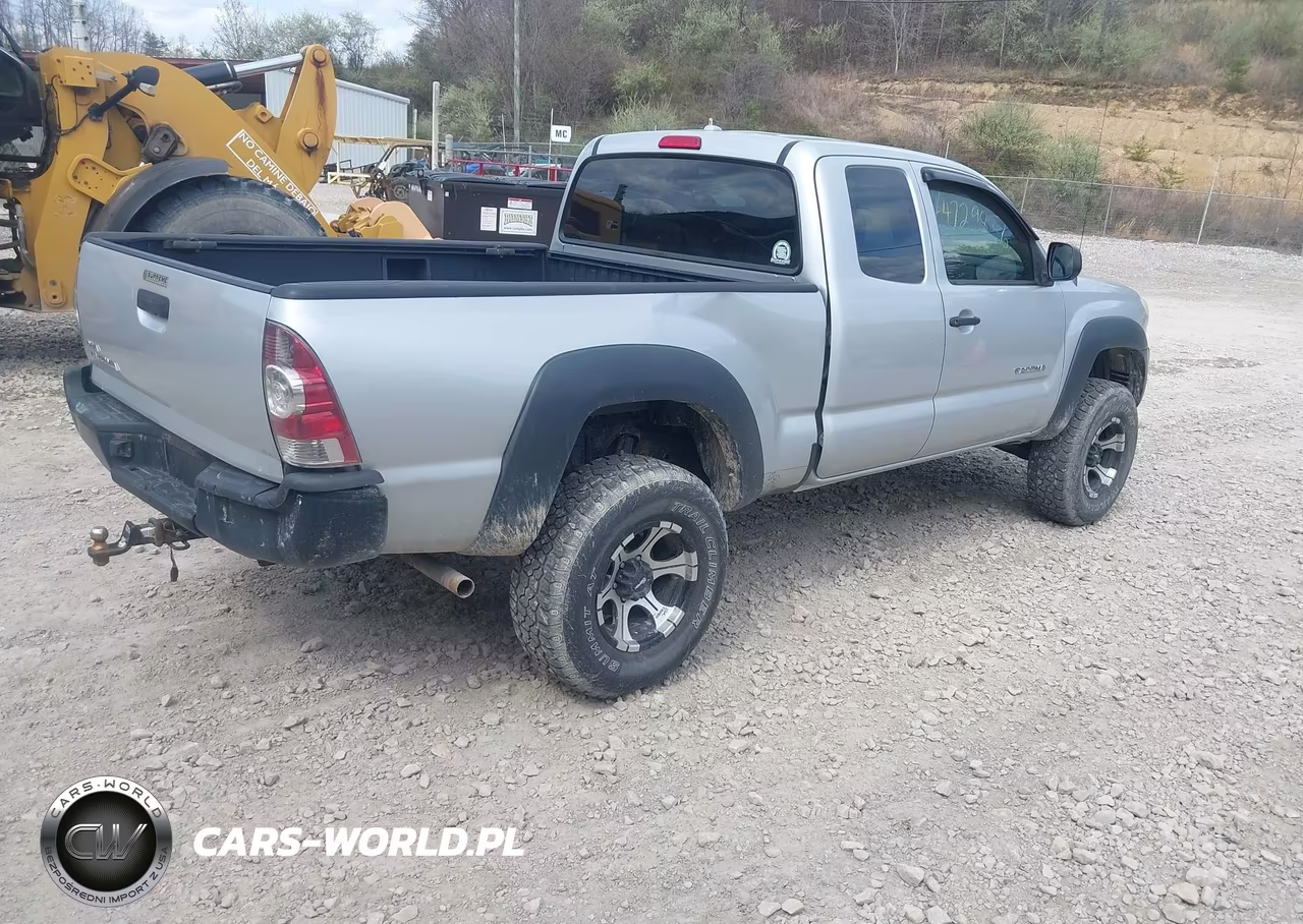 2009 Toyota Tacoma VIN:5TEUX42N69Z609667 - 4