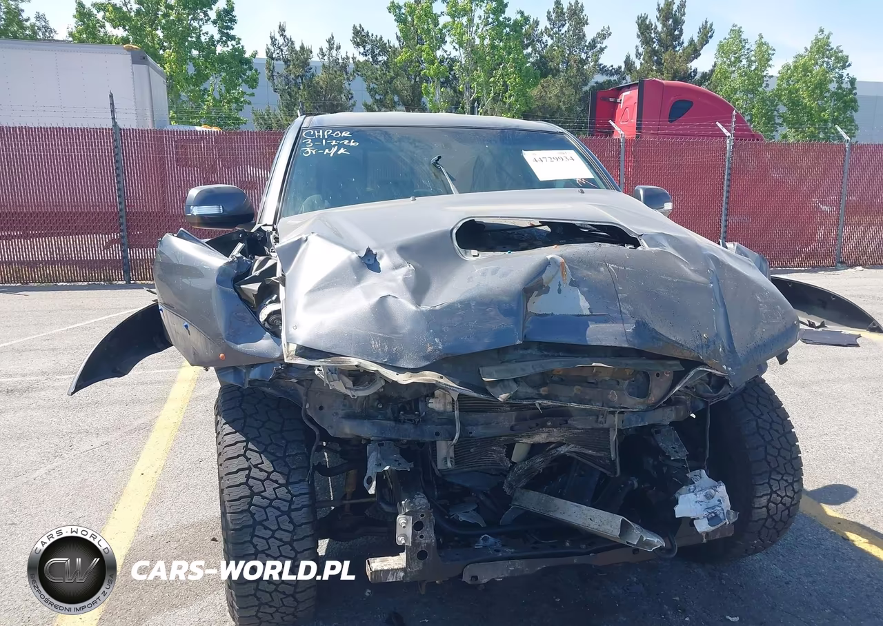 2015 Toyota Tacoma Prerunner V6 VIN:3TMKU4HN8FM043625 - 12
