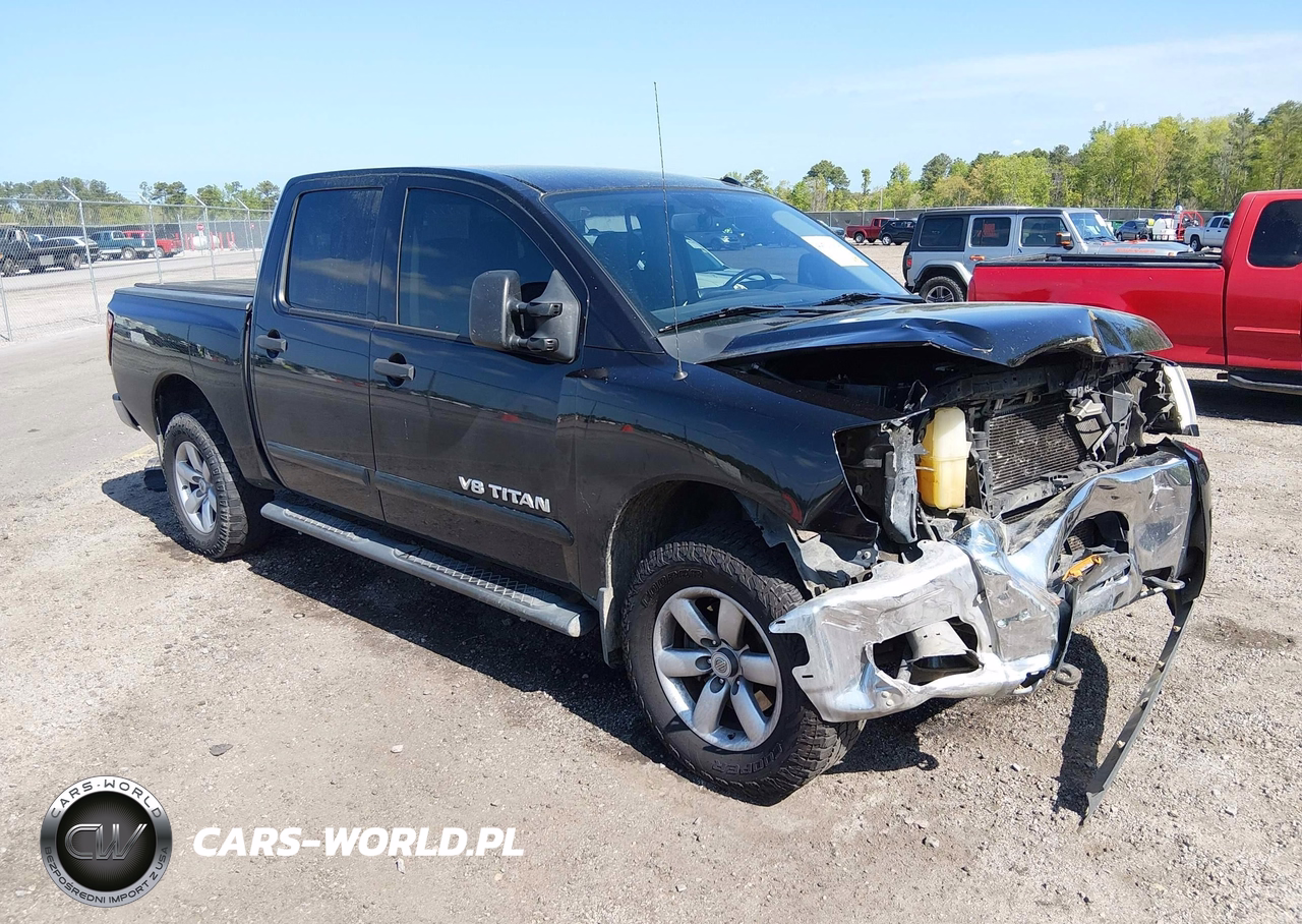 2013 Nissan Titan Sv