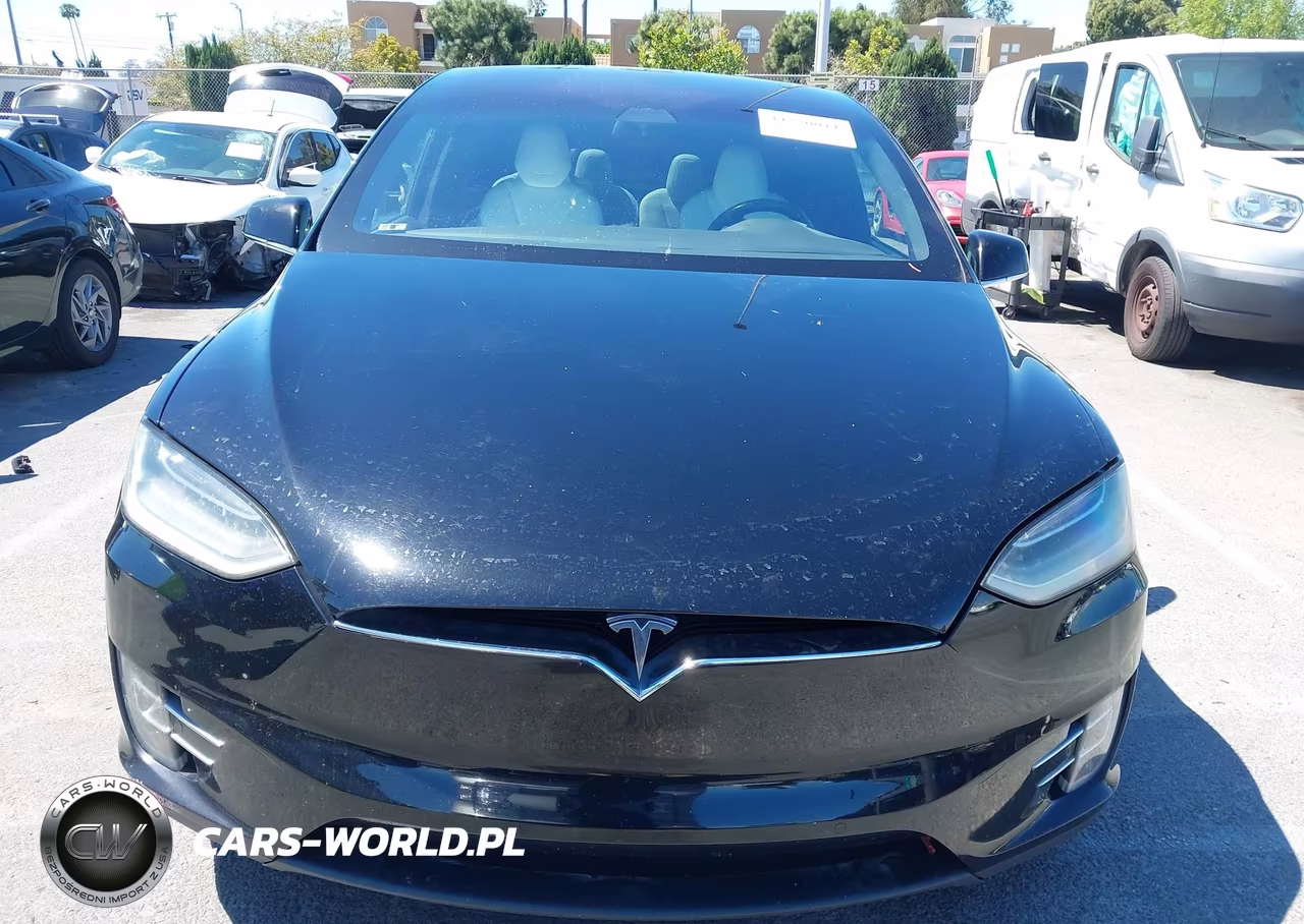 2017 Tesla Model X 100D-75D-90D VIN:5YJXCAE25HF055739 - 12