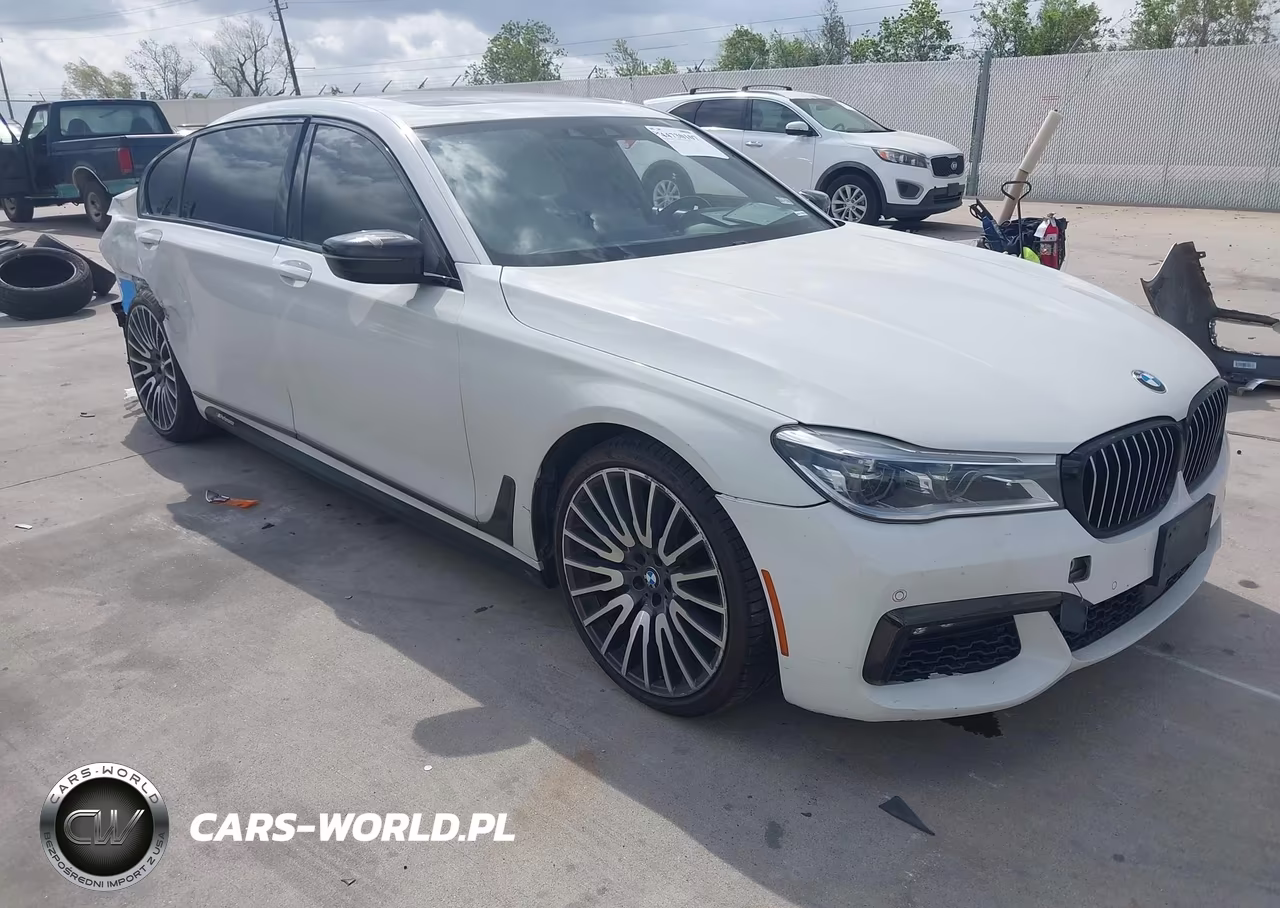 2018 BMW 750I