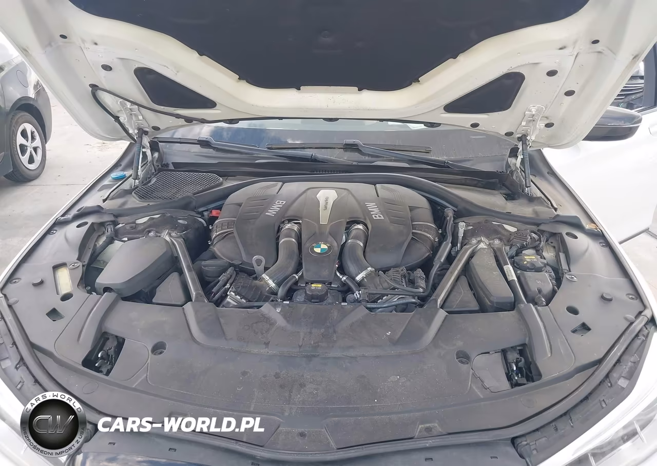 2018 BMW 750I VIN:WBA7F0C54JGM22671 - 10