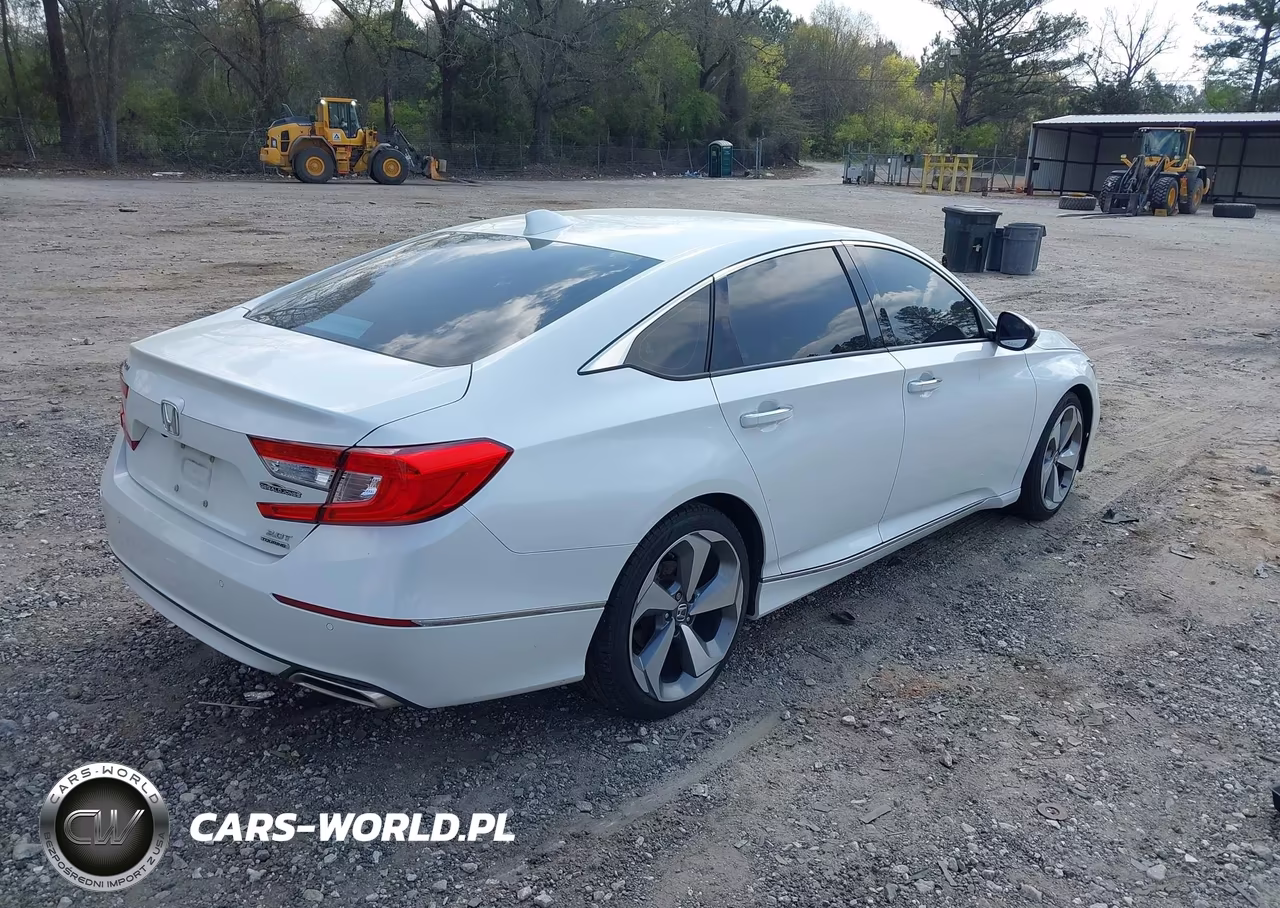 2020 Honda Accord Touring VIN:1HGCV2F99LA029724 - 4