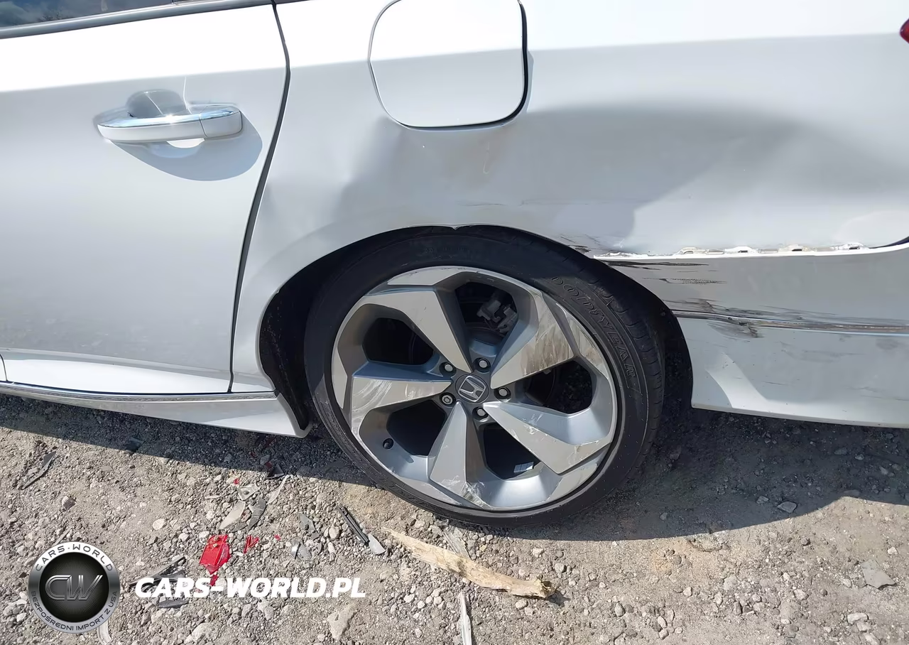 2020 Honda Accord Touring VIN:1HGCV2F99LA029724 - 6
