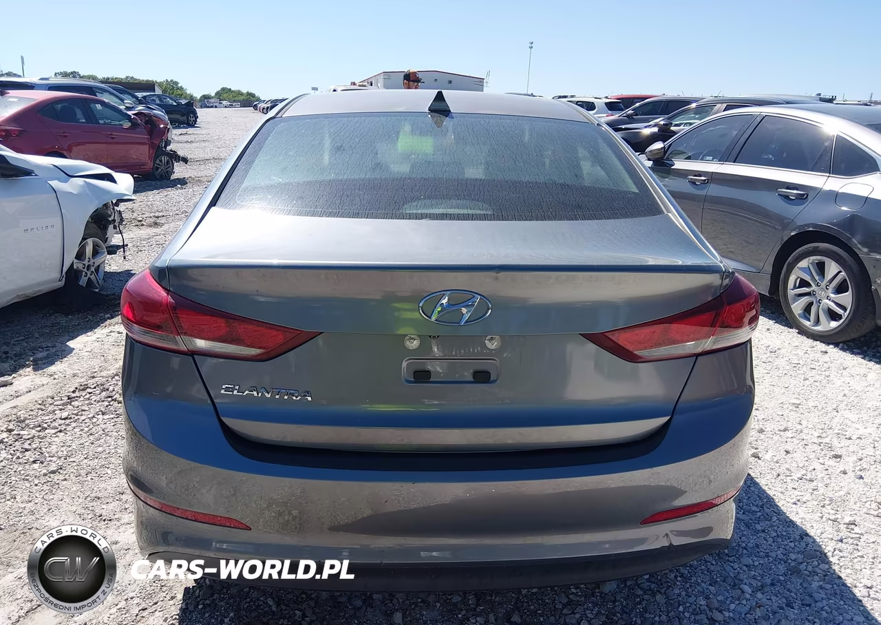 2018 Hyundai Elantra Sel VIN:5NPD84LF4JH254932 - 16