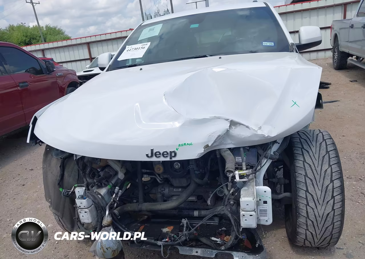2020 Jeep Grand Cherokee Laredo E 4X2 VIN:1C4RJEAGXLC227731 - 13
