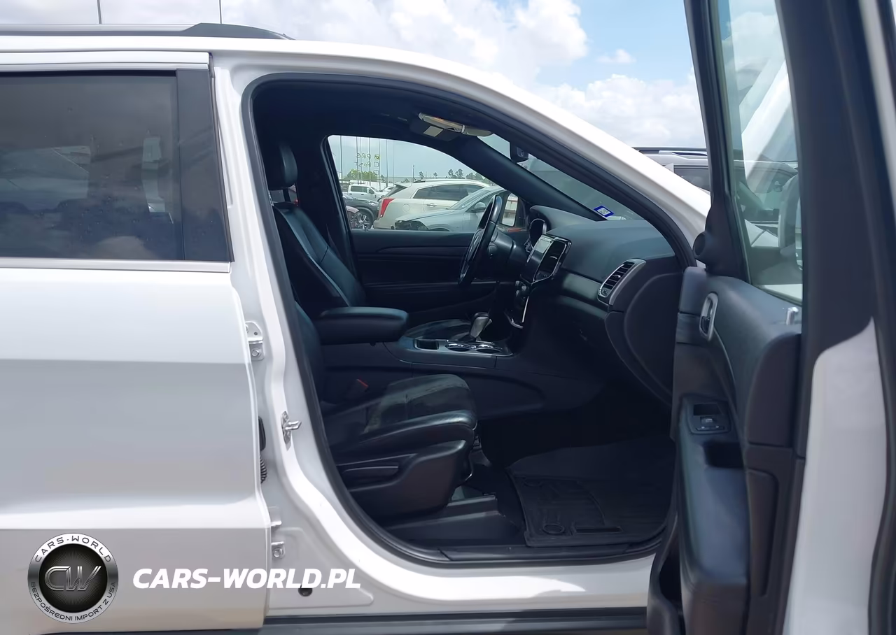 2020 Jeep Grand Cherokee Laredo E 4X2 VIN:1C4RJEAGXLC227731 - 5