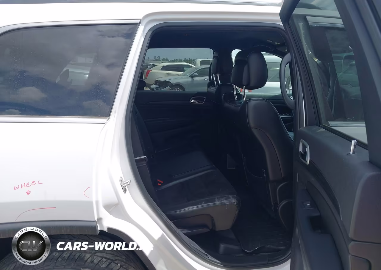 2020 Jeep Grand Cherokee Laredo E 4X2 VIN:1C4RJEAGXLC227731 - 8