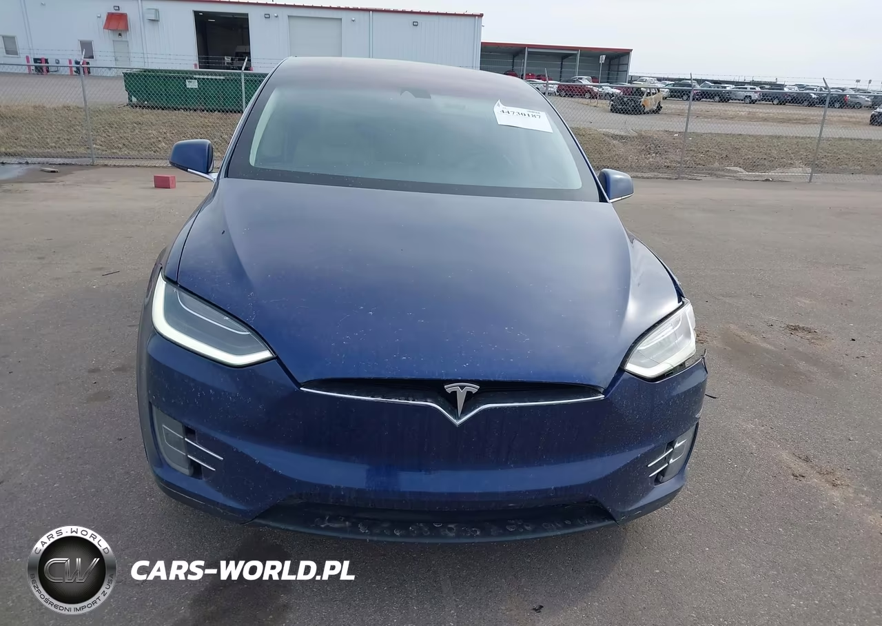 2016 Tesla Model X VIN:5YJXCAE22GF001801 - 12