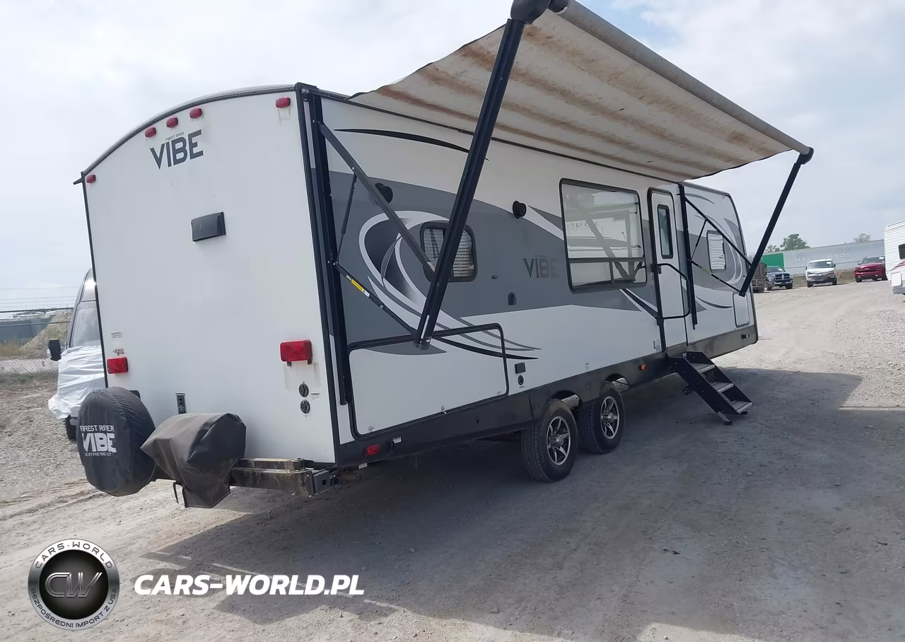 2018 Forest River Vibe VIN:4X4TVBC29J4111819 - 4