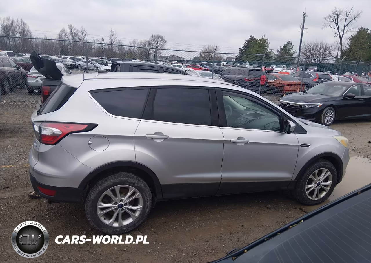 2017 Ford Escape Se VIN:1FMCU9G92HUC52830 - 14