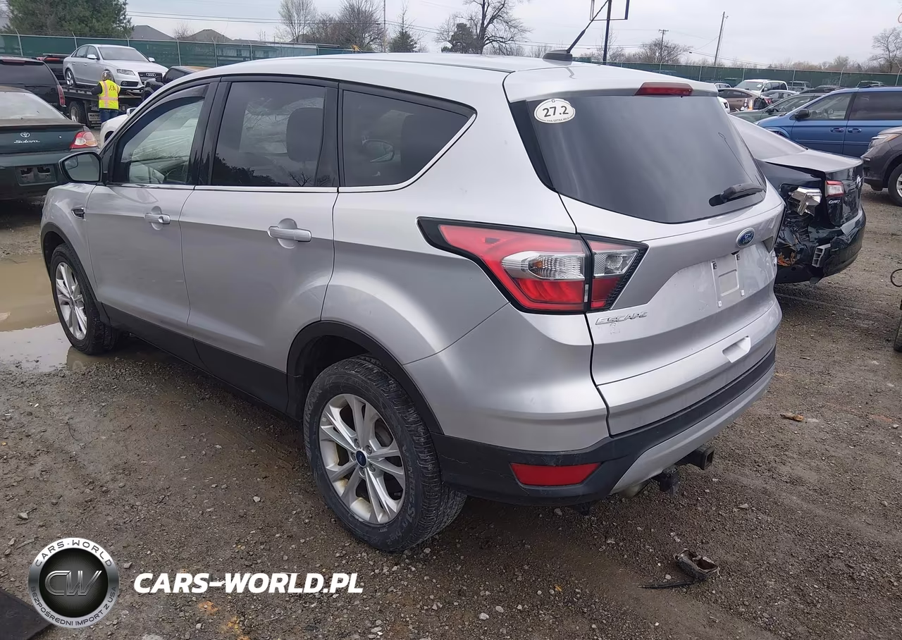 2017 Ford Escape Se VIN:1FMCU9G92HUC52830 - 3