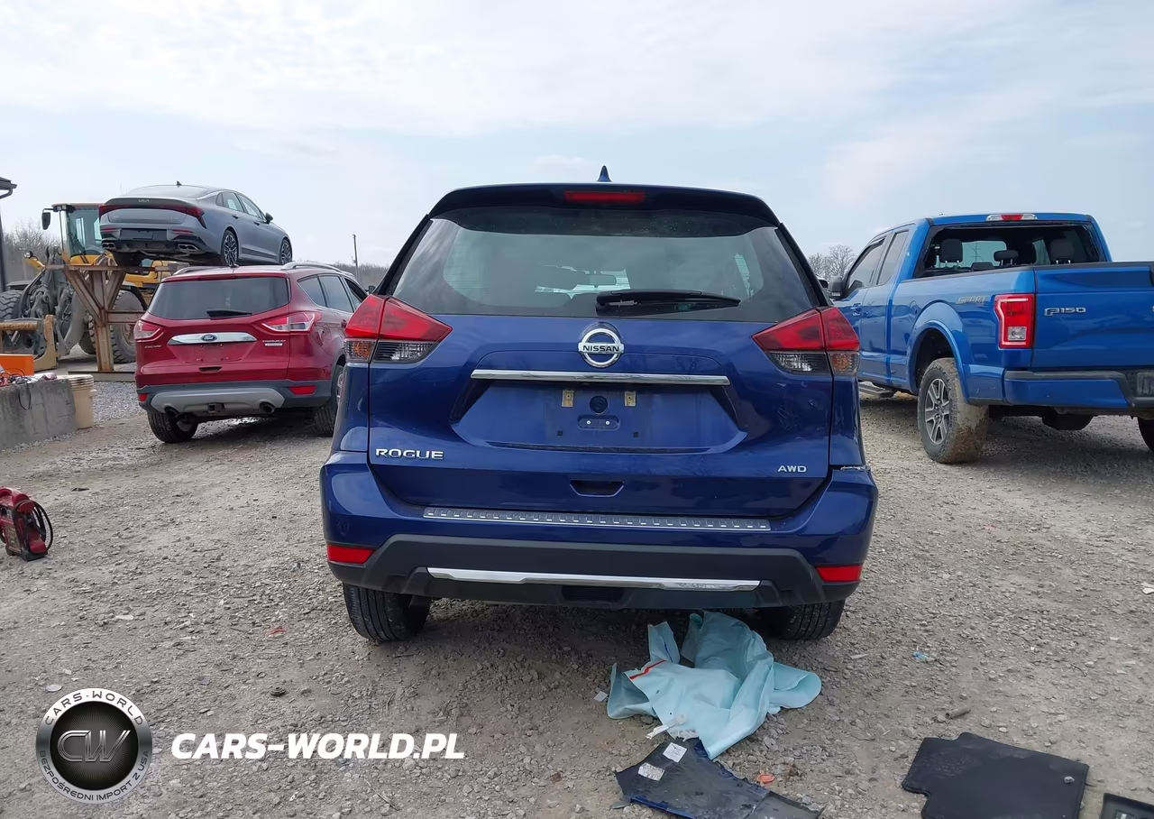 2018 Nissan Rogue S VIN:5N1AT2MV5JC731841 - 17