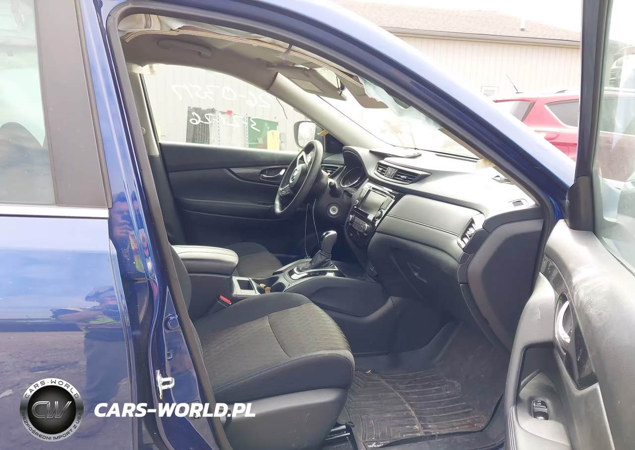 2018 Nissan Rogue S VIN:5N1AT2MV5JC731841 - 5
