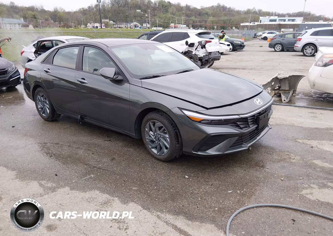 2024 Hyundai Elantra Sel – zdjęcie 1 z 17
