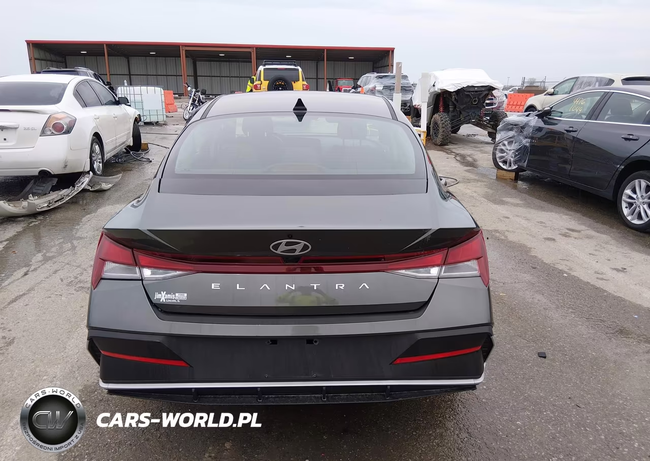 2024 Hyundai Elantra Sel VIN:KMHLM4DG9RU816996 - 17