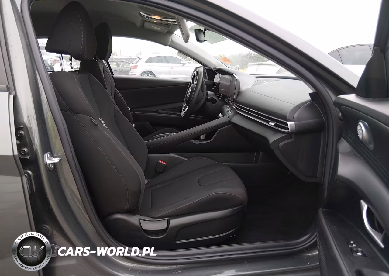 2024 Hyundai Elantra Sel VIN:KMHLM4DG9RU816996 - 5