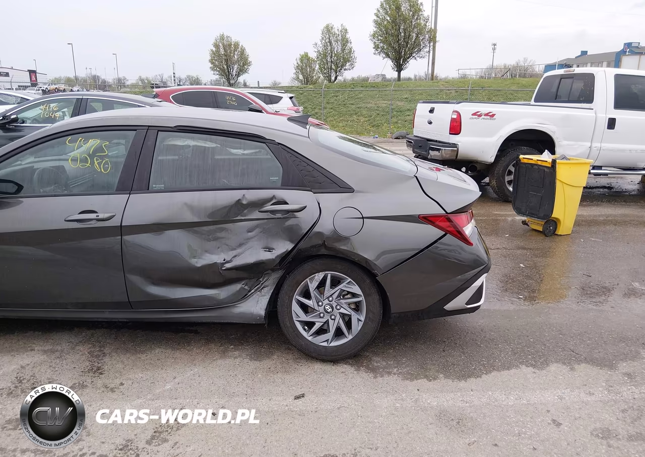 2024 Hyundai Elantra Sel VIN:KMHLM4DG9RU816996 - 6