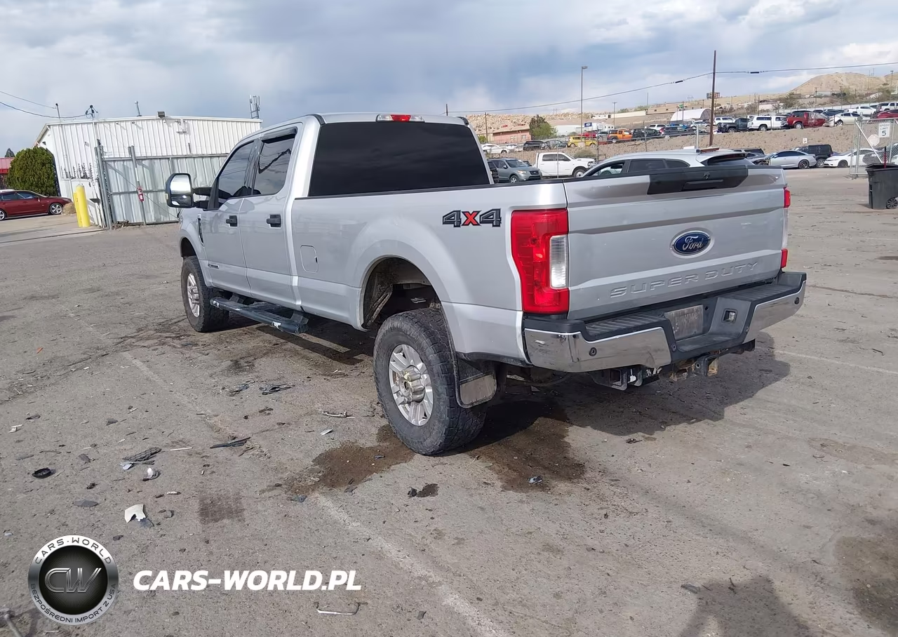 2017 Ford F-350 Xlt VIN:1FT8W3BT4HED47050 - 3