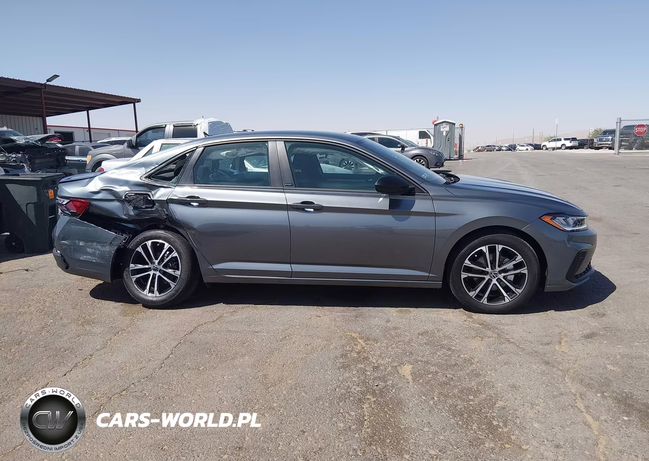 2026 Volkswagen Jetta Sport VIN:3VWBW7BUXTM034672 - 13