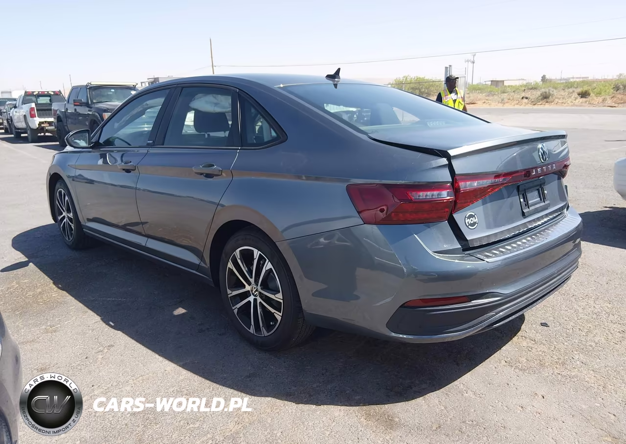 2026 Volkswagen Jetta Sport VIN:3VWBW7BUXTM034672 - 3