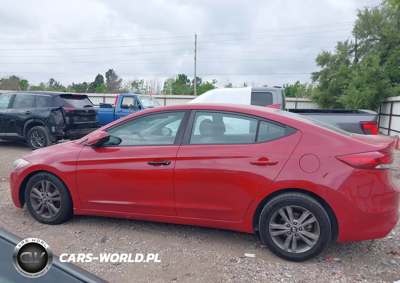 2018 Hyundai Elantra Sel VIN:5NPD84LF5JH242899 - 15