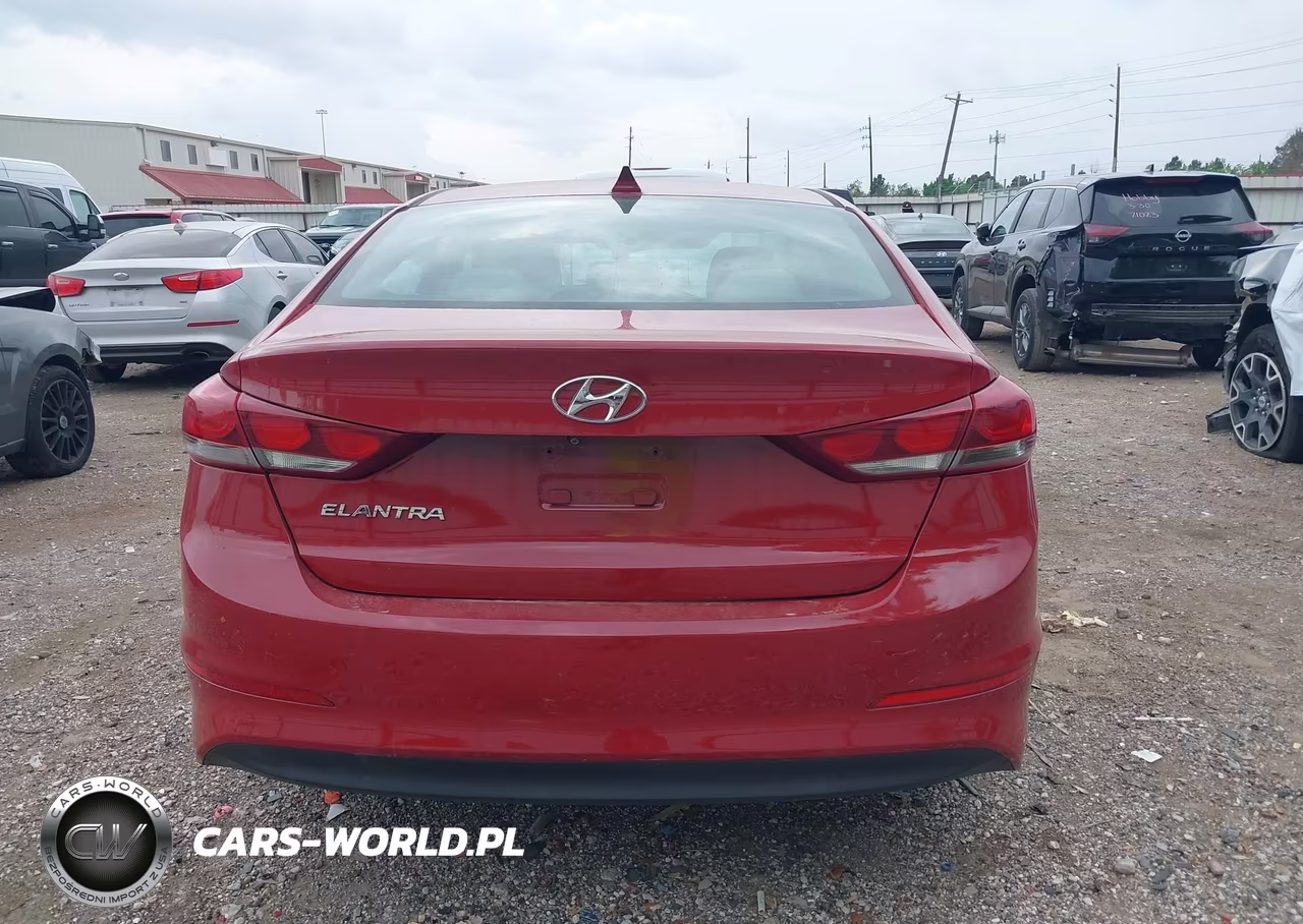 2018 Hyundai Elantra Sel VIN:5NPD84LF5JH242899 - 17