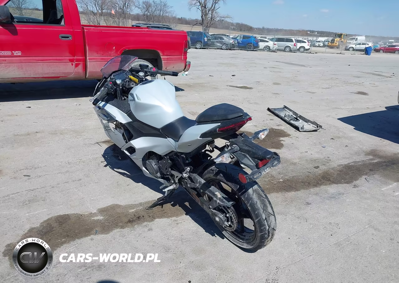 2025 Kawasaki Ex500 H VIN:ML5EXGH19SDA53652 - 3