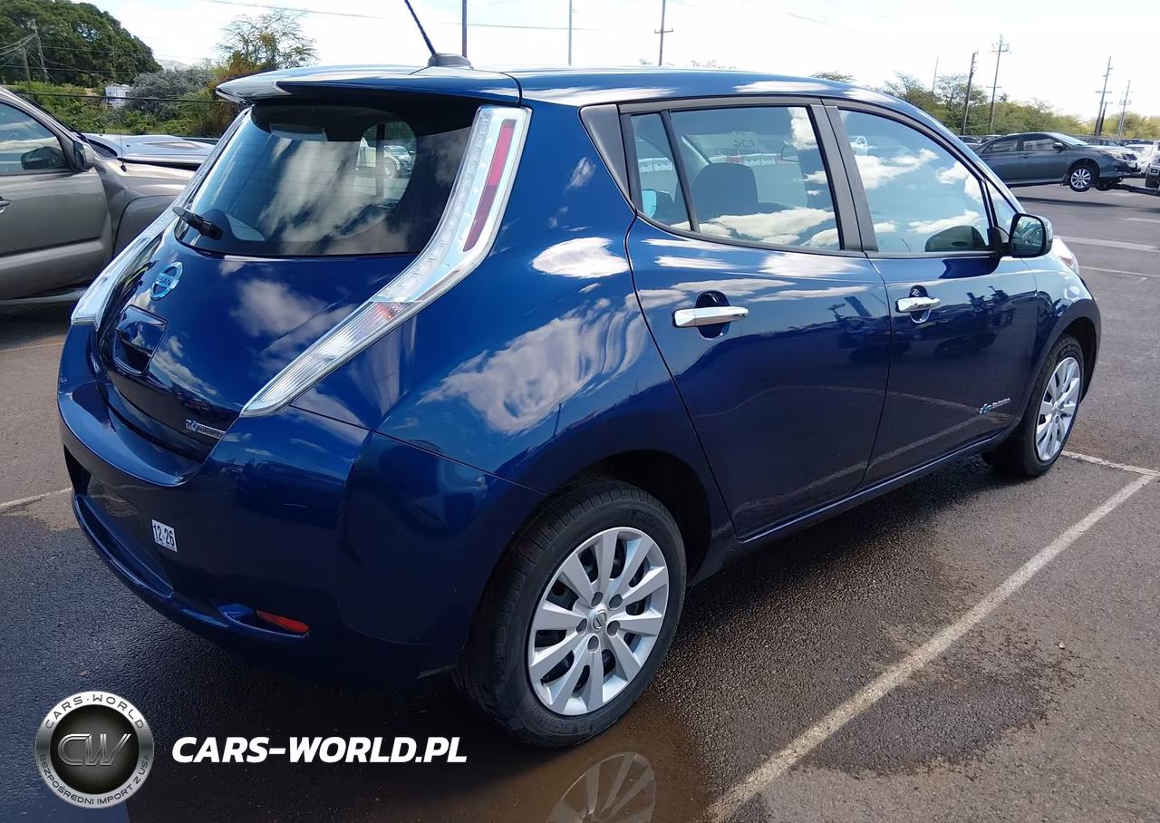 2017 Nissan Leaf S VIN:1N4BZ0CP8HC306404 - 4
