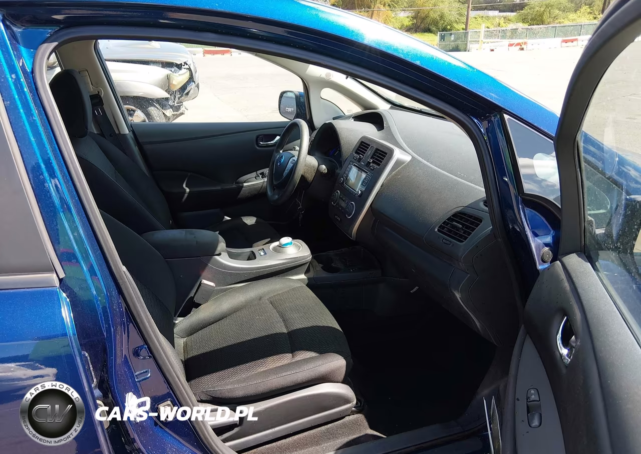 2017 Nissan Leaf S VIN:1N4BZ0CP8HC306404 - 5