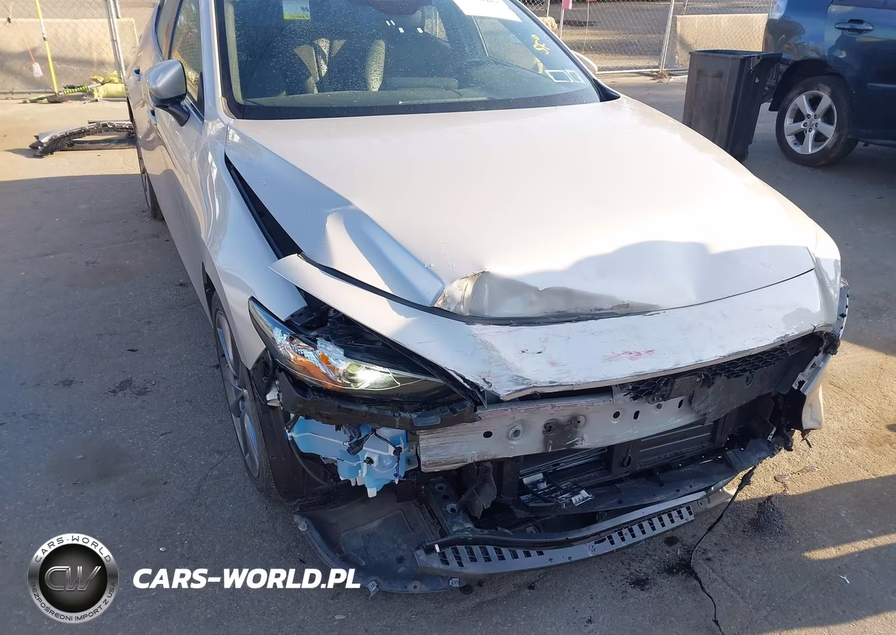 2024 Mazda Mazda3 2.5 S Preferred VIN:JM1BPALMXR1653595 - 6