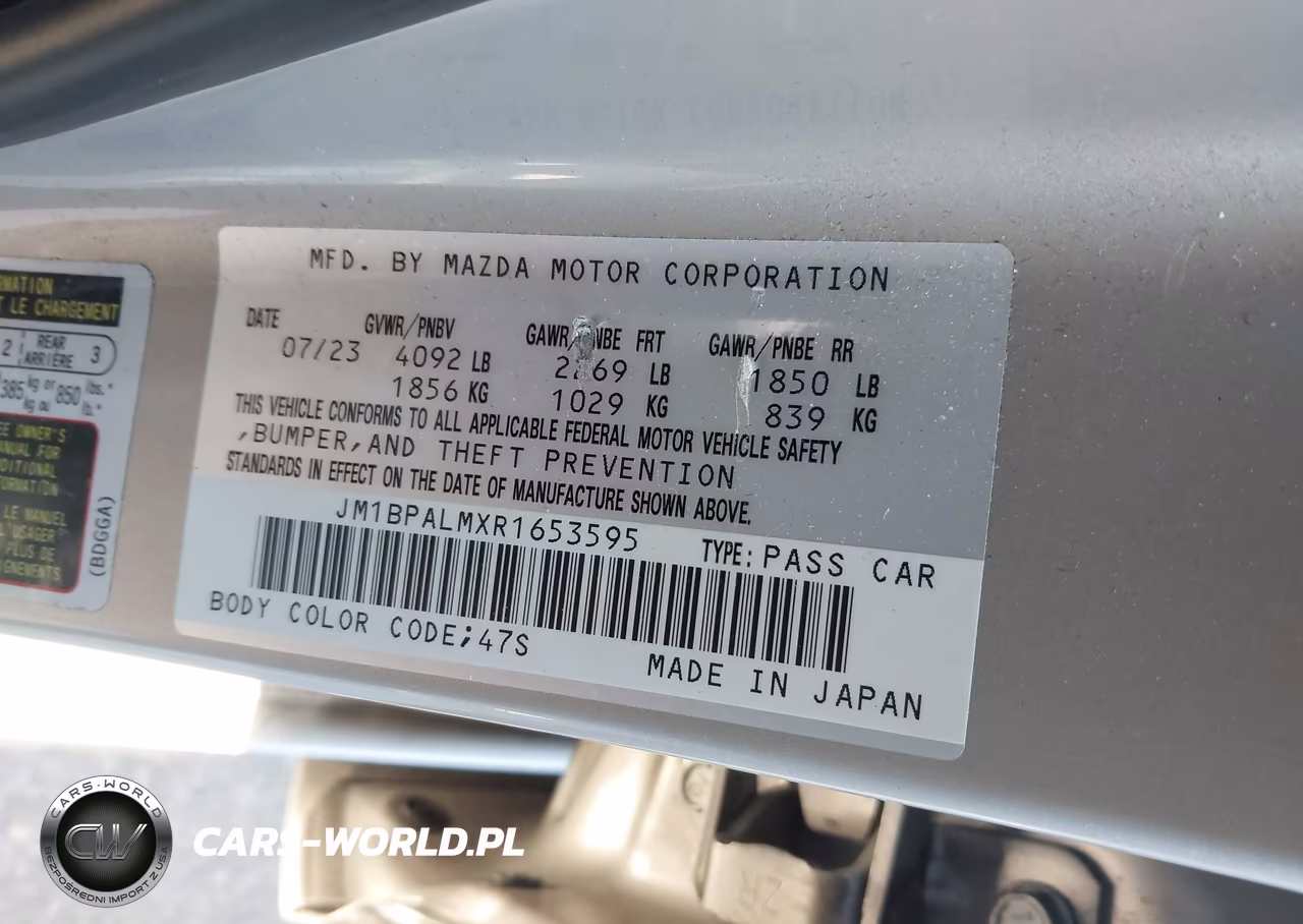 2024 Mazda Mazda3 2.5 S Preferred VIN:JM1BPALMXR1653595 - 9