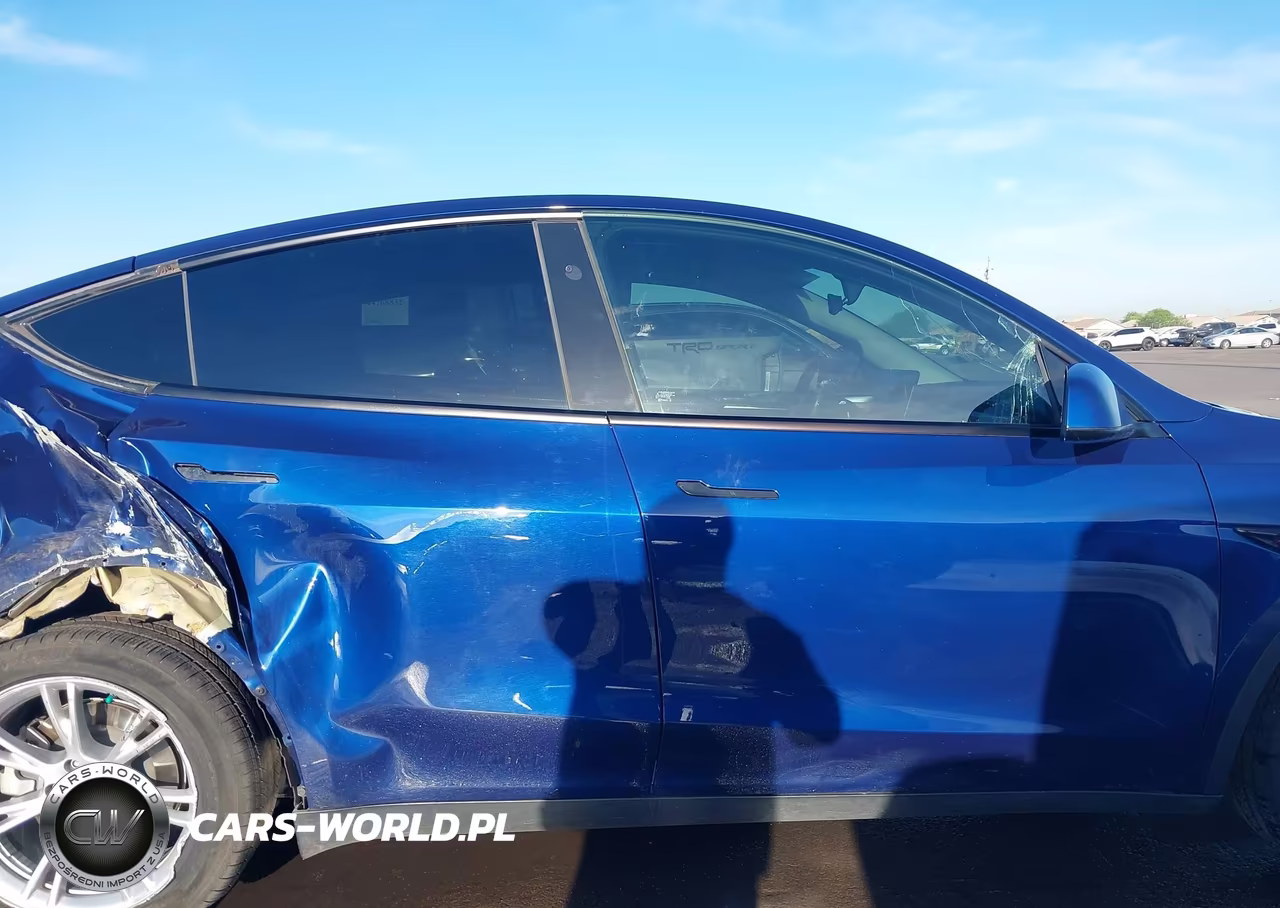 2023 Tesla Model Y Awd-Long Range Dual Motor All-Wheel Drive VIN:7SAYGAEE5PF875212 - 13