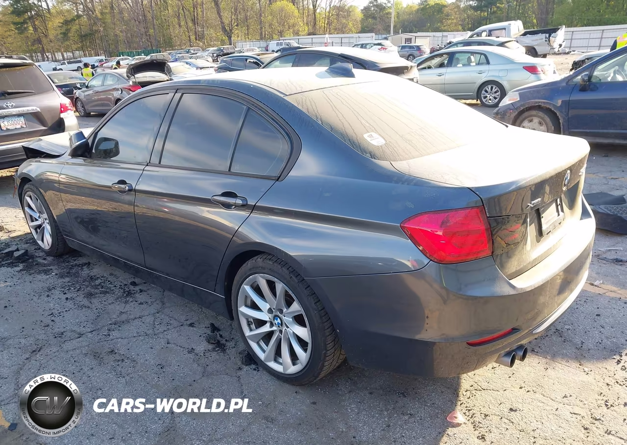 2013 BMW 328I xDrive VIN:WBA3B5G56DNS03681 - 3