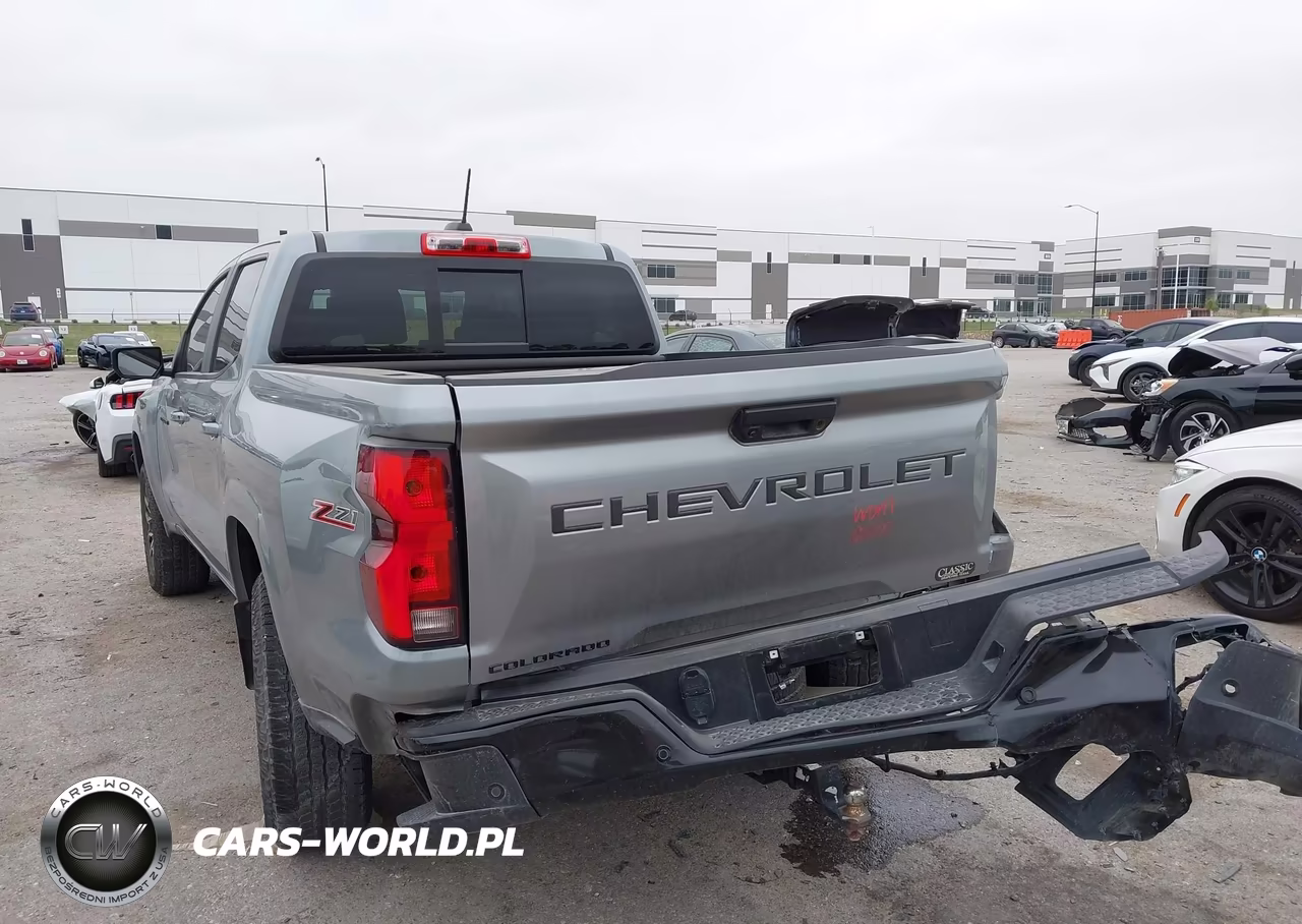 2024 Chevrolet Colorado 4Wd Z71 VIN:1GCPTDEK0R1185472 - 3