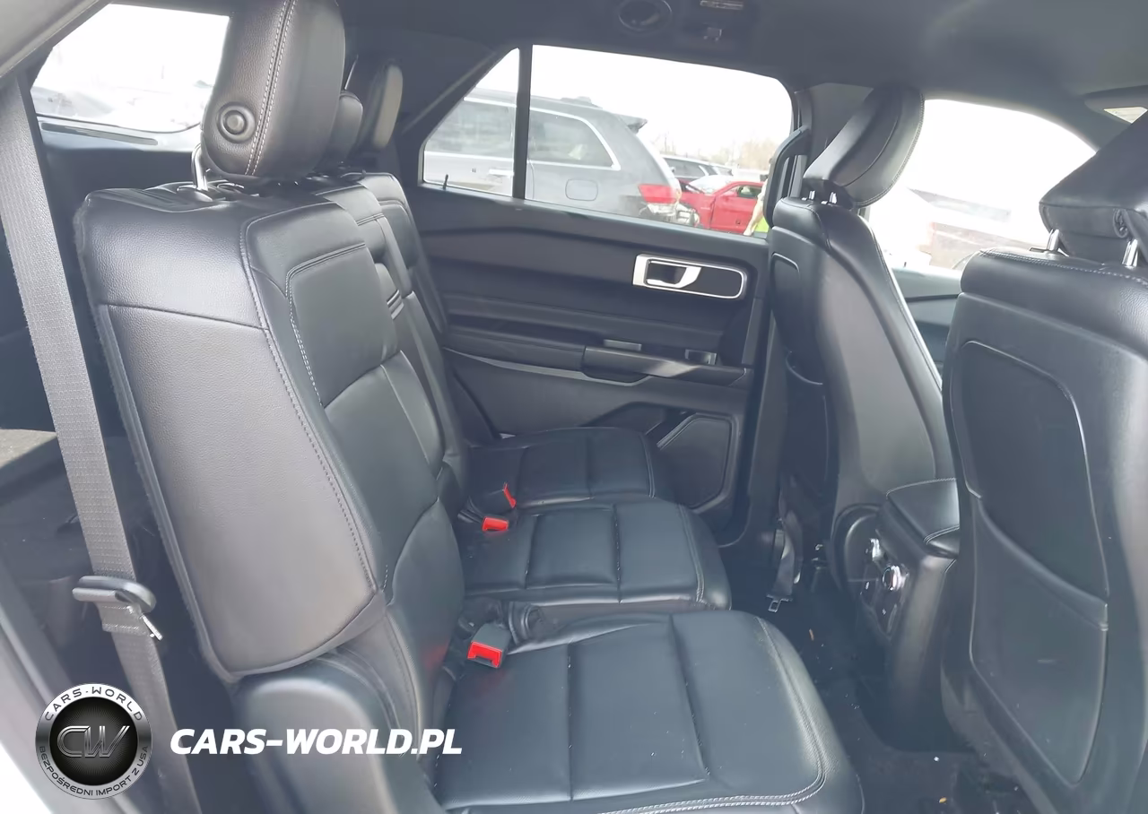 2020 Ford Explorer Xlt VIN:1FMSK8DH2LGB45601 - 8
