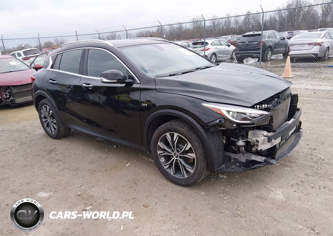 2018 Infiniti Qx30 Luxe – zdjęcie 1 z 17