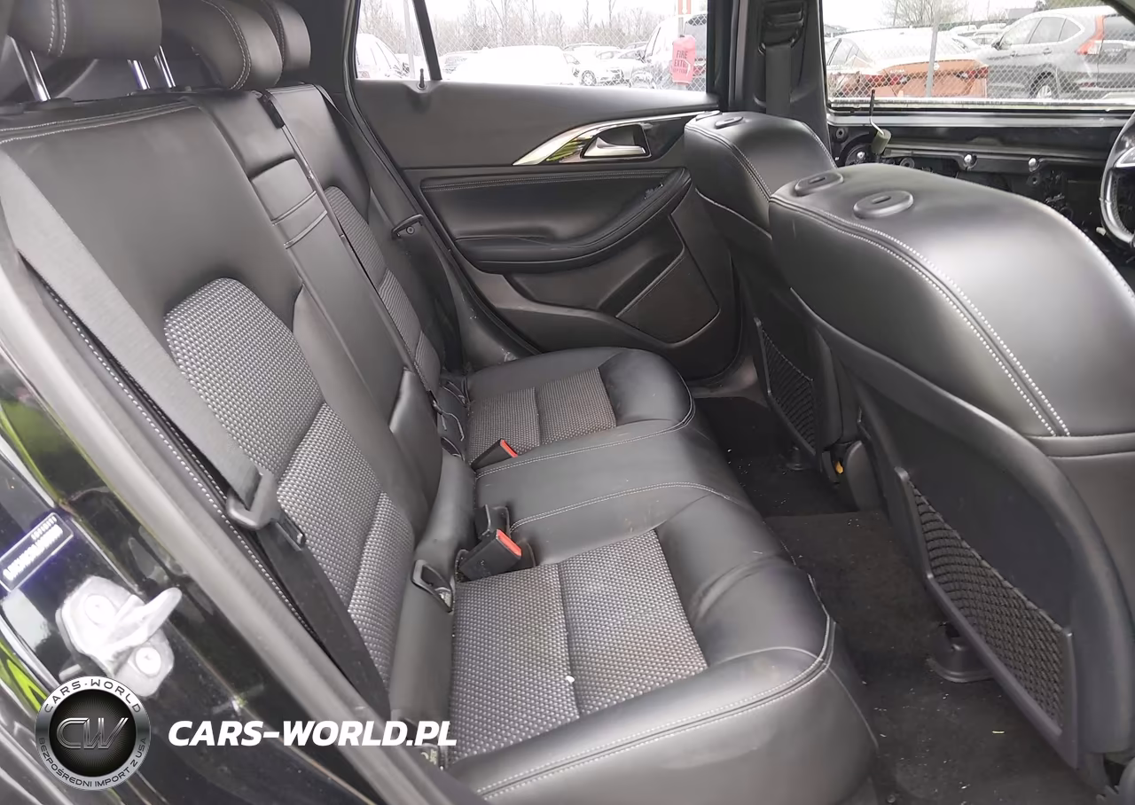 2018 Infiniti Qx30 Luxe VIN:SJKCH5CR3JA005666 - 8
