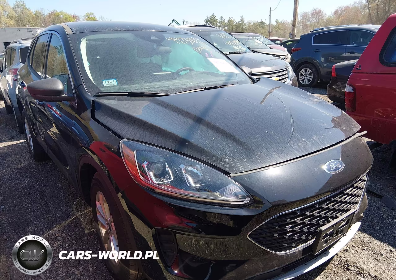 2022 Ford Escape Se