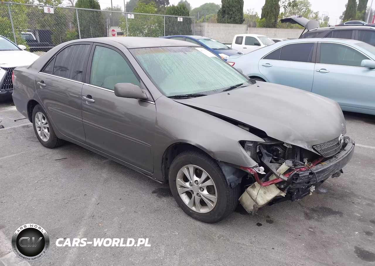 2004 Toyota Camry Le V6