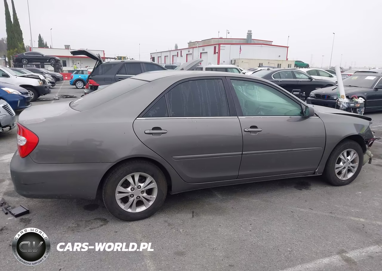 2004 Toyota Camry Le V6 VIN:4T1BF32K64U588794 - 14