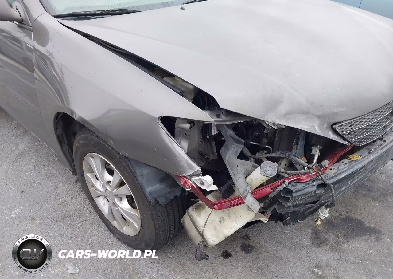 2004 Toyota Camry Le V6 VIN:4T1BF32K64U588794 - 18